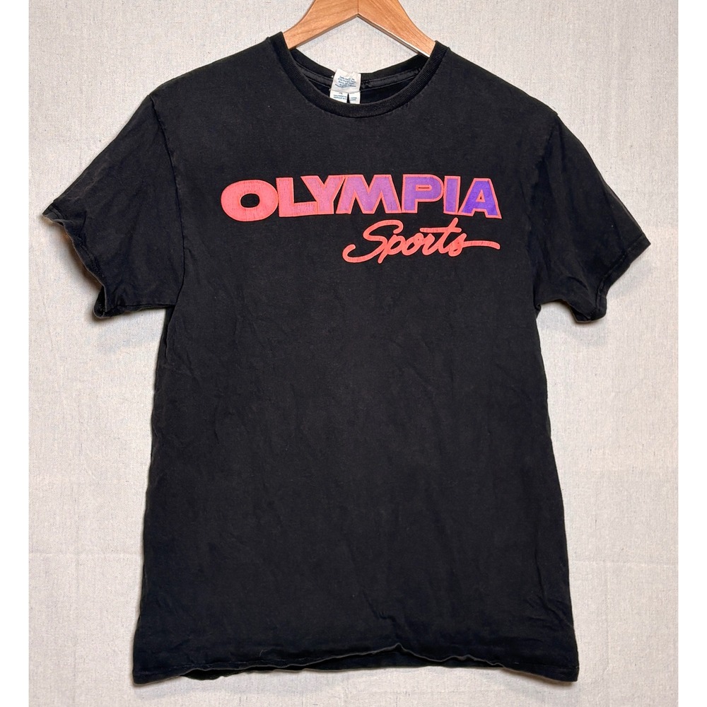 Vintage Olympia Sports Mens Graphic T-Shirt Delta‎ Pro Black Pink Purple Size M